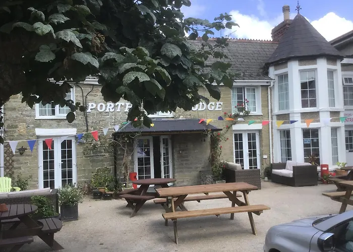 Porth Lodge